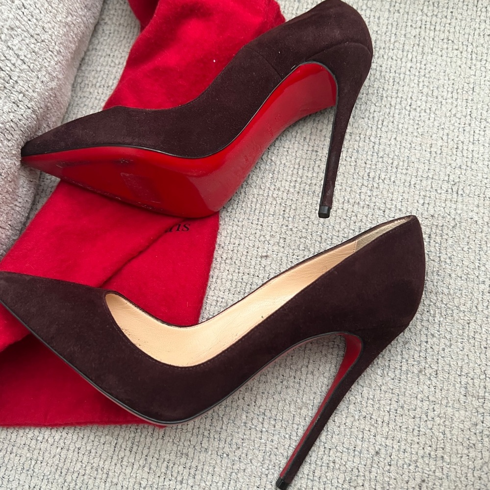 Gorgeous Christian Louboutin’s size 37